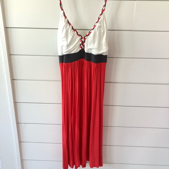 🎉2/$10🎉 ✨knee length dress - Picture 2 of 4